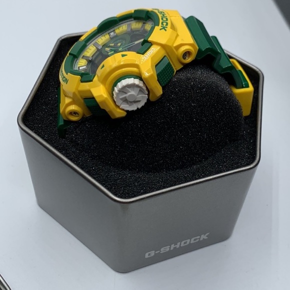 Casio G-Shock GA-400 Men's Special Color Series - Picture 3 of 13